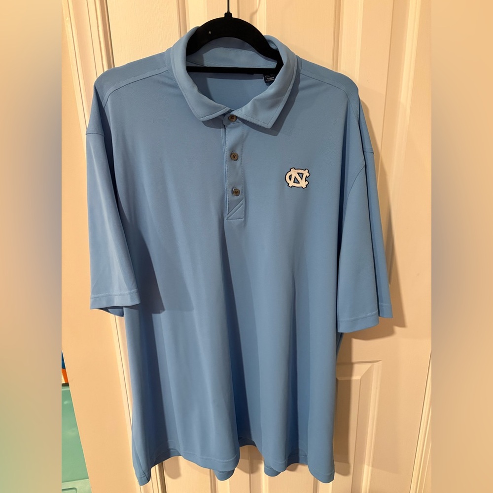 Cutter & Buck UNC shirt. XXL. Never worn.